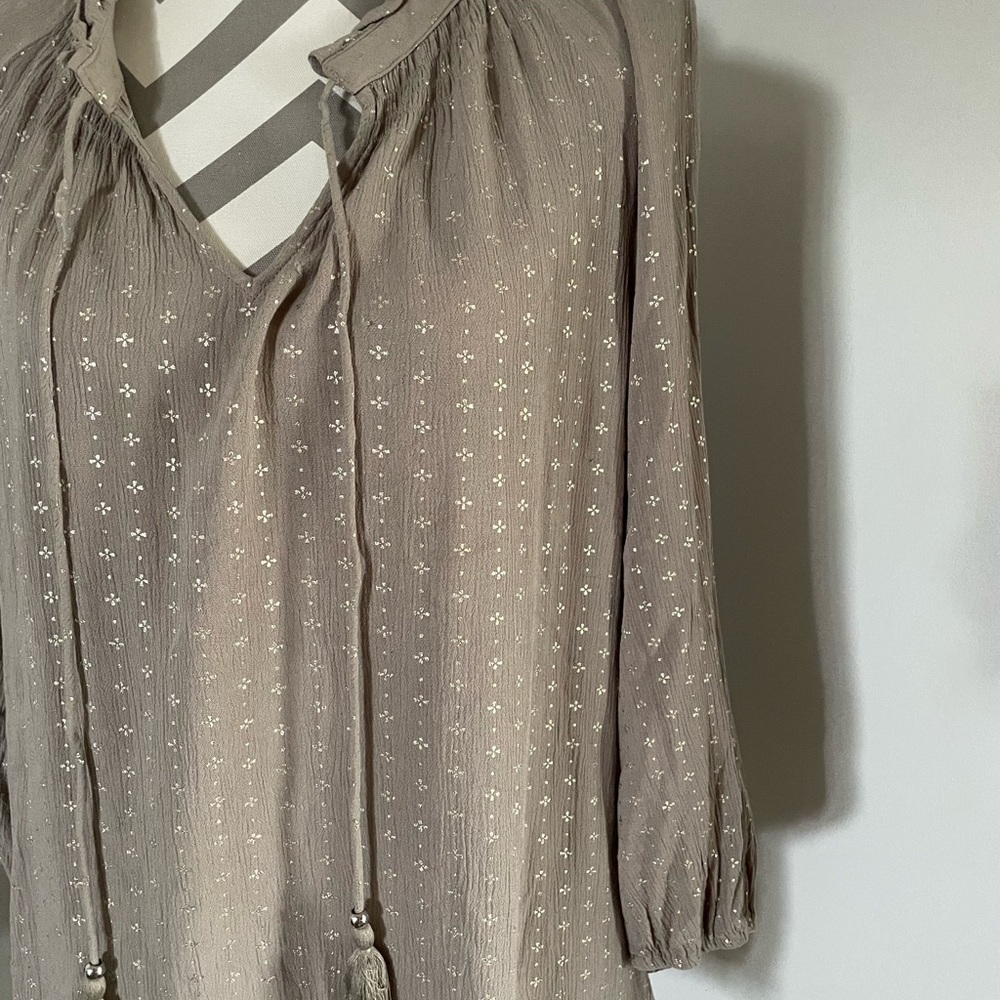 Tribal top. L.